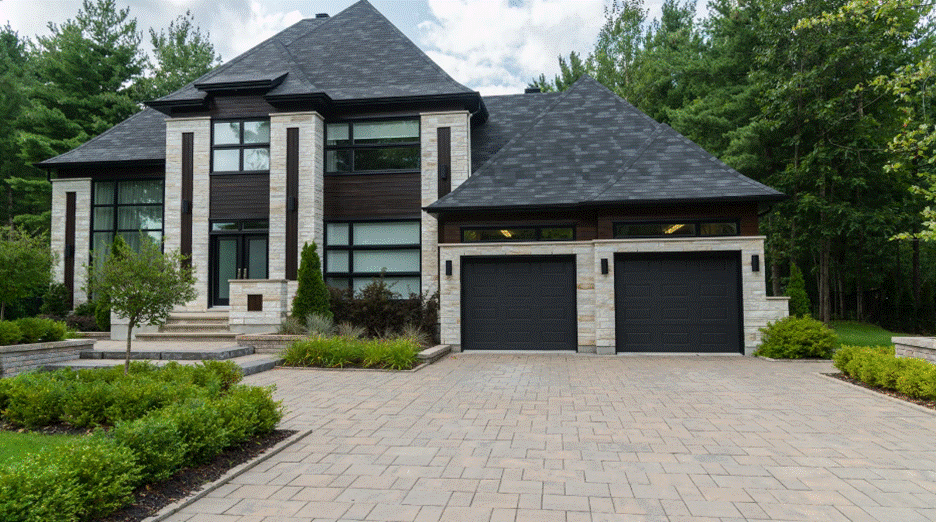 The Benefits of Hiring a Custom Home Contractor for Your Dream Home